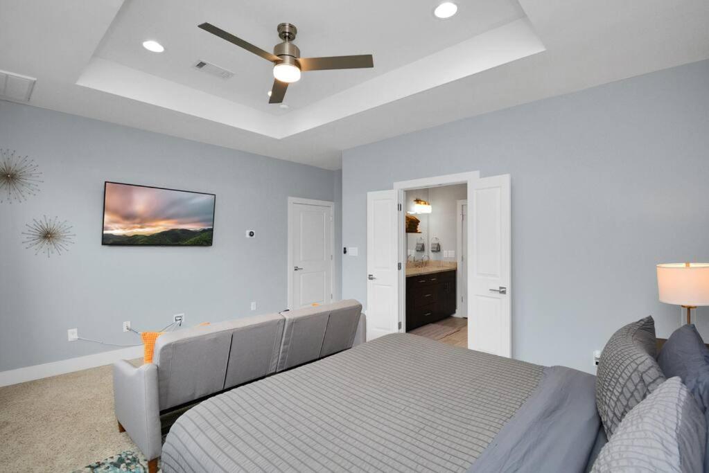 Skyline Views - Sleeps 10 Home Near Downtown Хьюстон Экстерьер фото