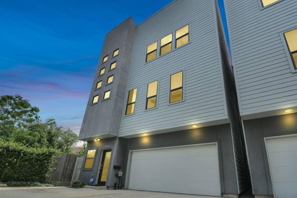 Skyline Views - Sleeps 10 Home Near Downtown Хьюстон Экстерьер фото