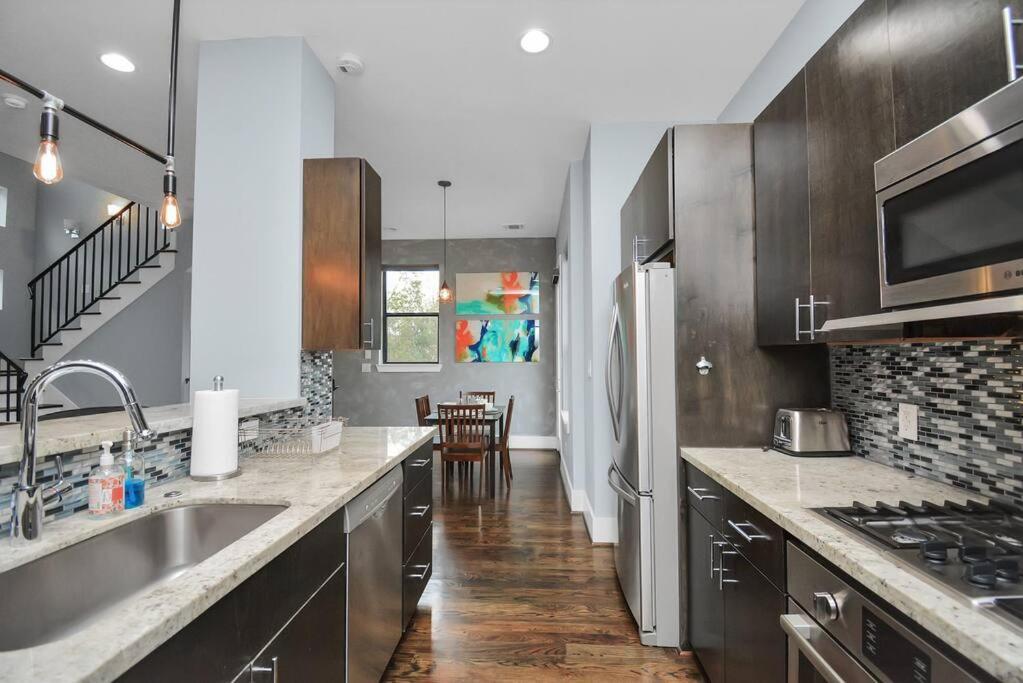 Skyline Views - Sleeps 10 Home Near Downtown Хьюстон Экстерьер фото